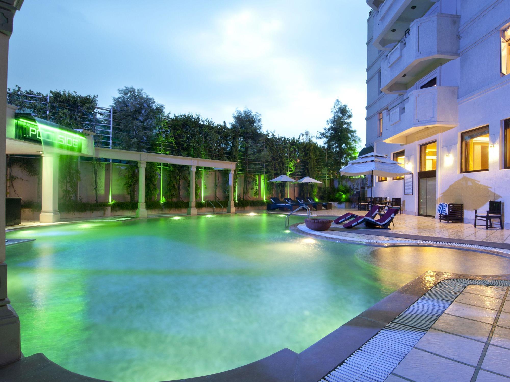 Howard Plaza The Fern, Agra Agra  Exterior foto